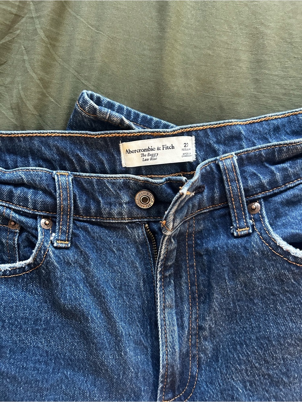 Abercrombie & Fitch Women’s The Baggy Low Rise Curve Love